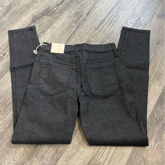 NWT Universal Thread High Rise Skinny Jean - Picture 10 of 11